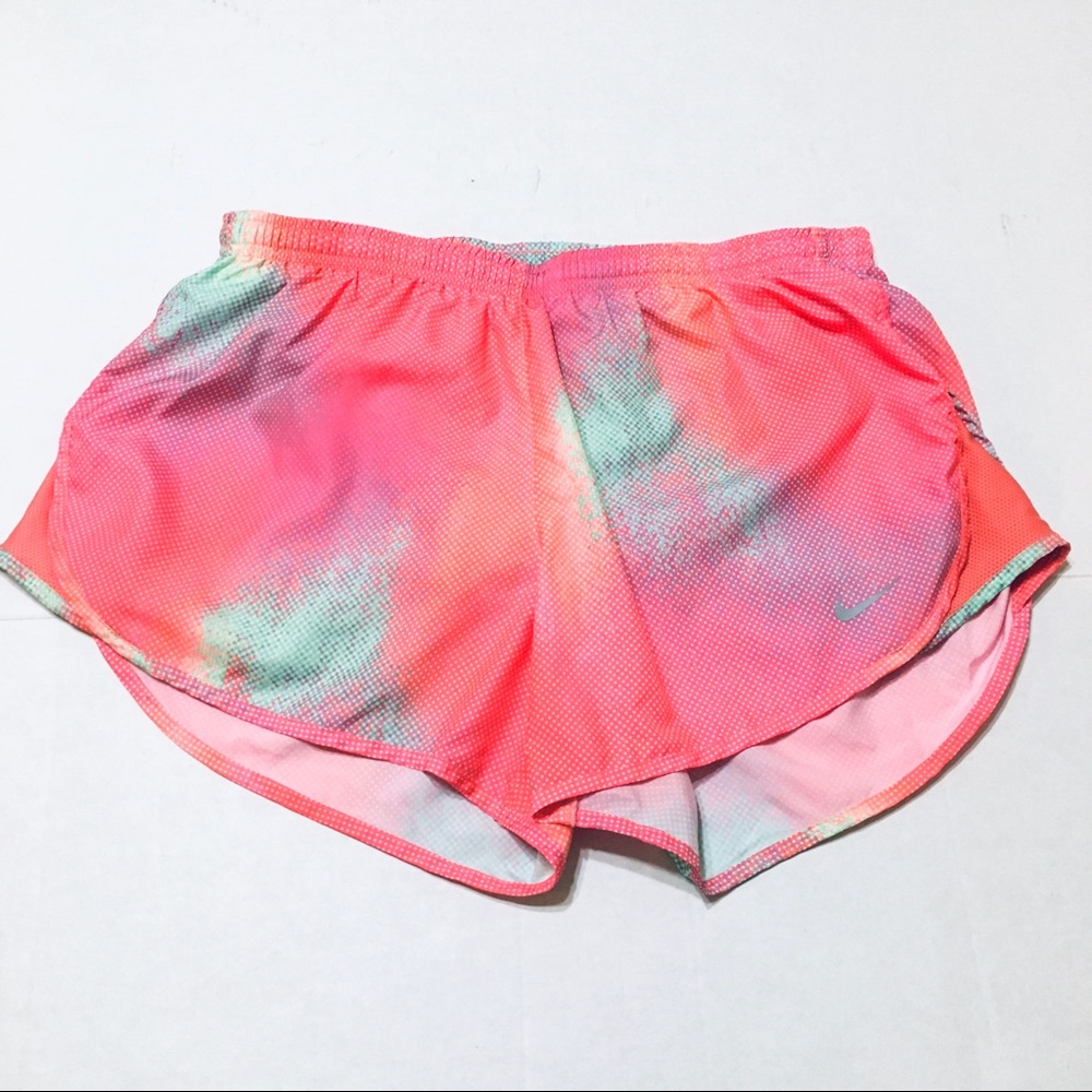 Nike Dri-Fit Multicolor Short Size Medium (M)